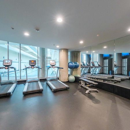 Central 1-Bedroom Apartment With Pool, Jacuzzi & Sauna Ванкувер Экстерьер фото